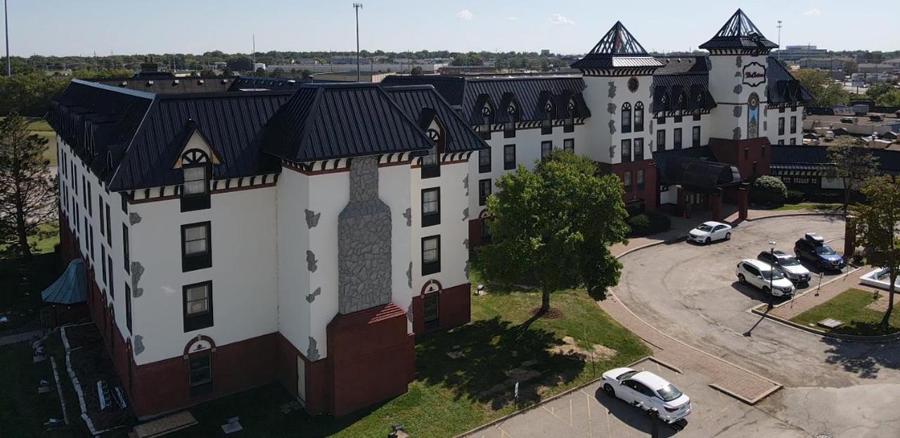 The Chateau Bloomington Hotel And Conference Center Exterior foto